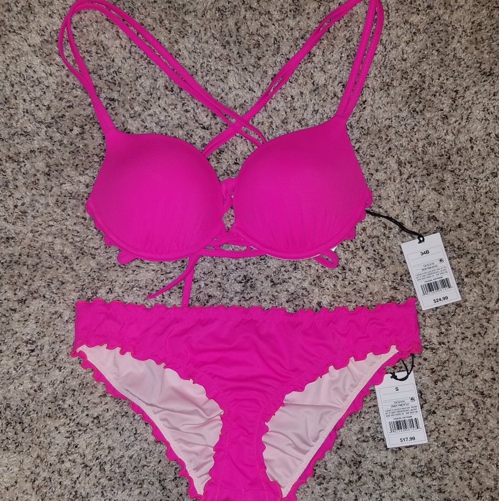 $SOLD$ Hot Pink bikini